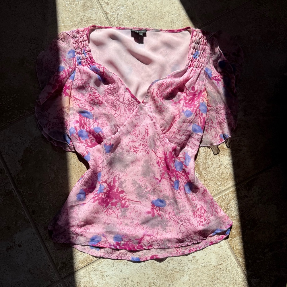 Piano ruffle blouse